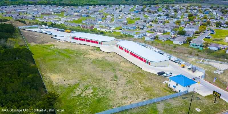 Shedding Light: Why Storage Units Beat Garden Sheds