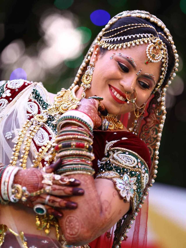 Fundamentals of Kathak - Live Classes