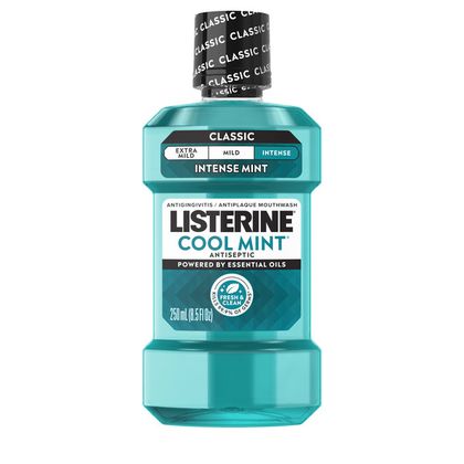 Listerine Cool Mint Pocketmist Breath Spray for Bad Breath, 2 x 7.7 ml