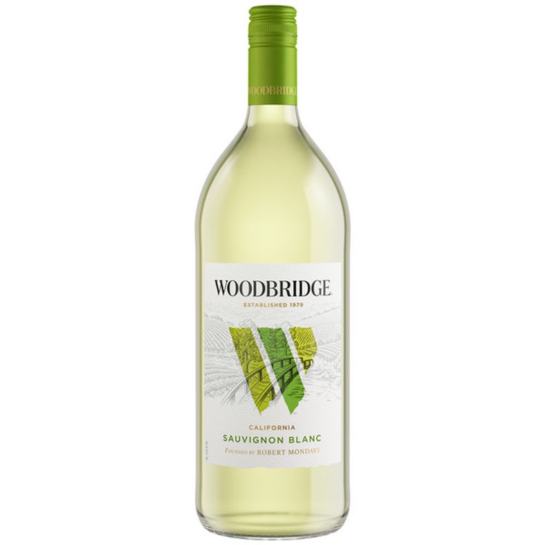 Woodbridge Sauvignon Blanc White Wine Bottle