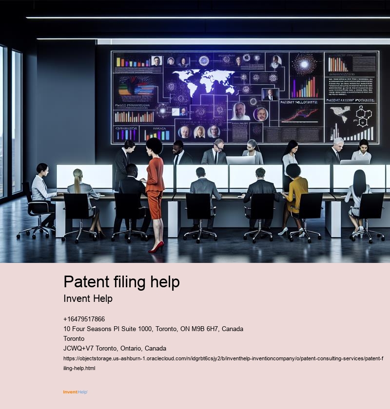 Comprehending Copyright: The Role of Patent Specialists