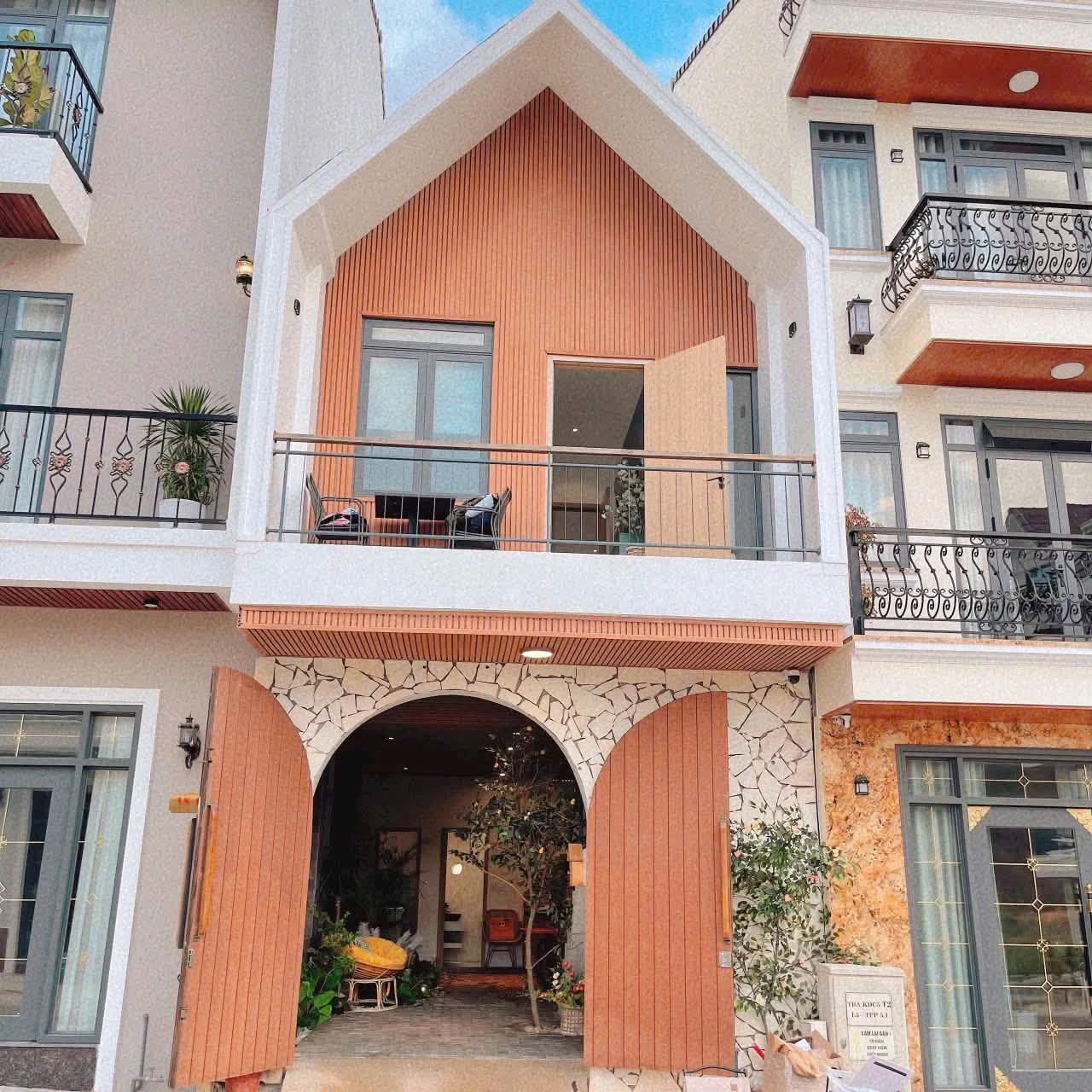 Bán nhà 2 mặt tiền 65m² Xuân Hương, Đà Lạt - Ảnh 1