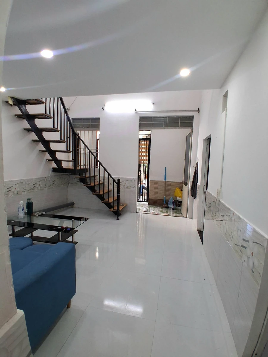 Bán nhà kiệt 4 PN 2 WC Lê Duẩn Quận 1 gần Aeon - Ảnh thu nhỏ 4