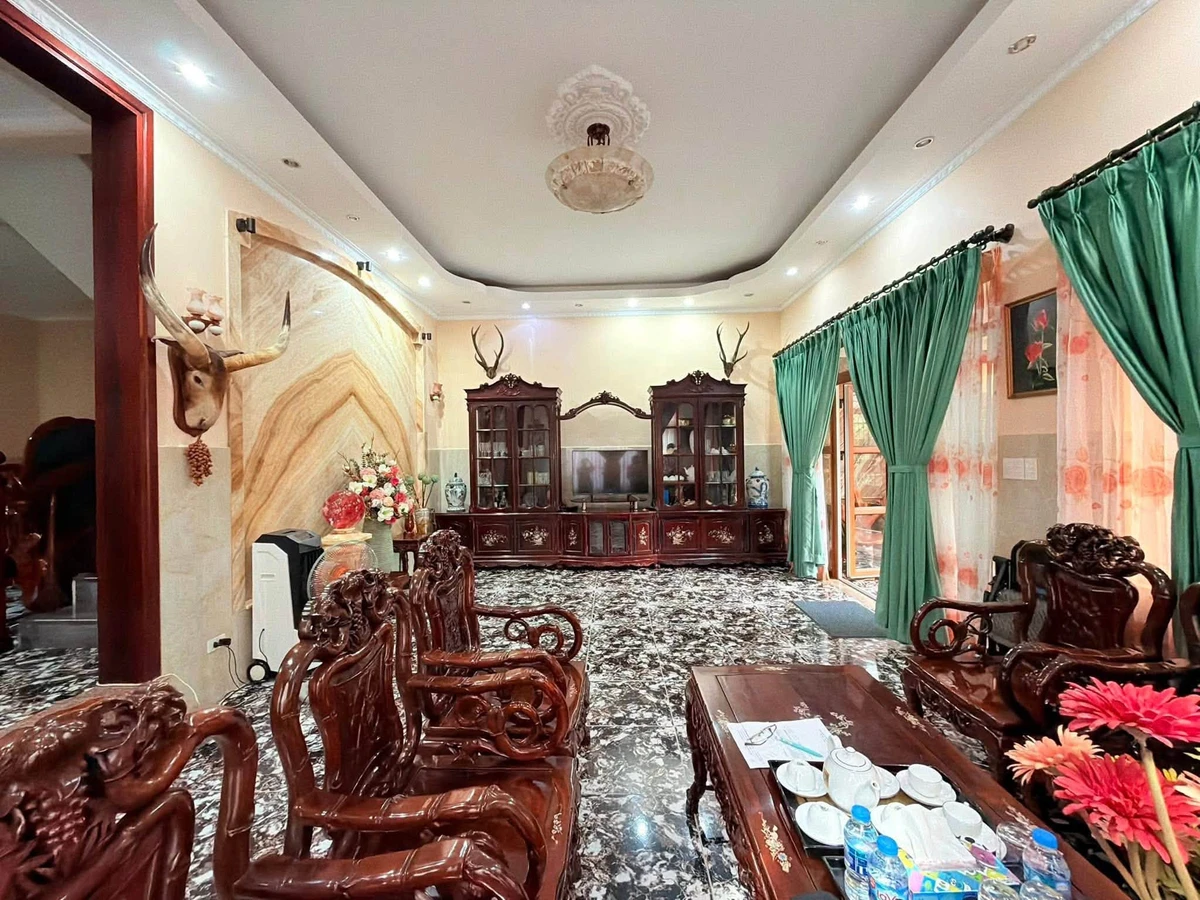 Bán villa 182.1m² Hoàng Dư Khương Q10, 45 tỷ, sân vườn - Ảnh thu nhỏ 4