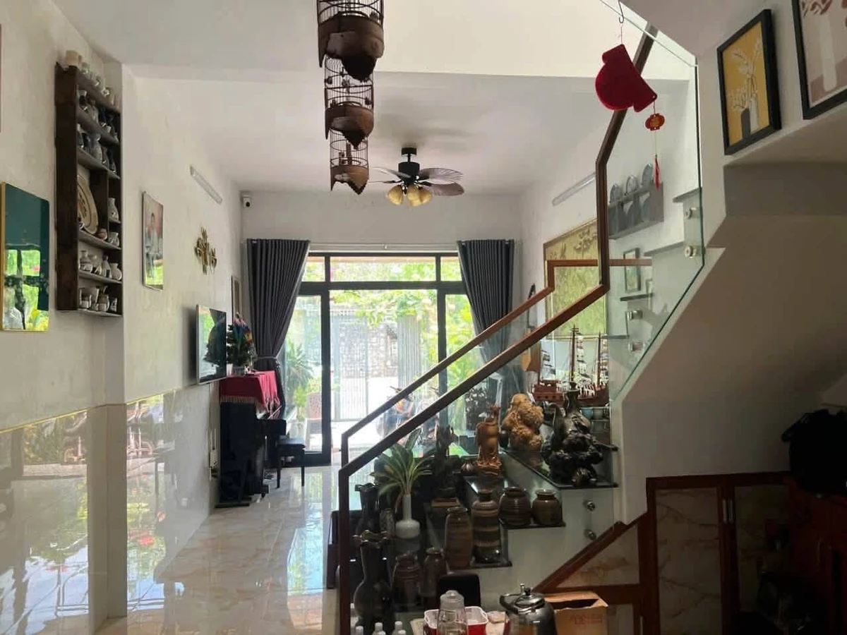 Bán nhà 2 tầng mặt tiền đường Út Tịch, KQH Bàu Vá, TP Huế, 103m2, 4,1 tỷ - Ảnh thu nhỏ 5