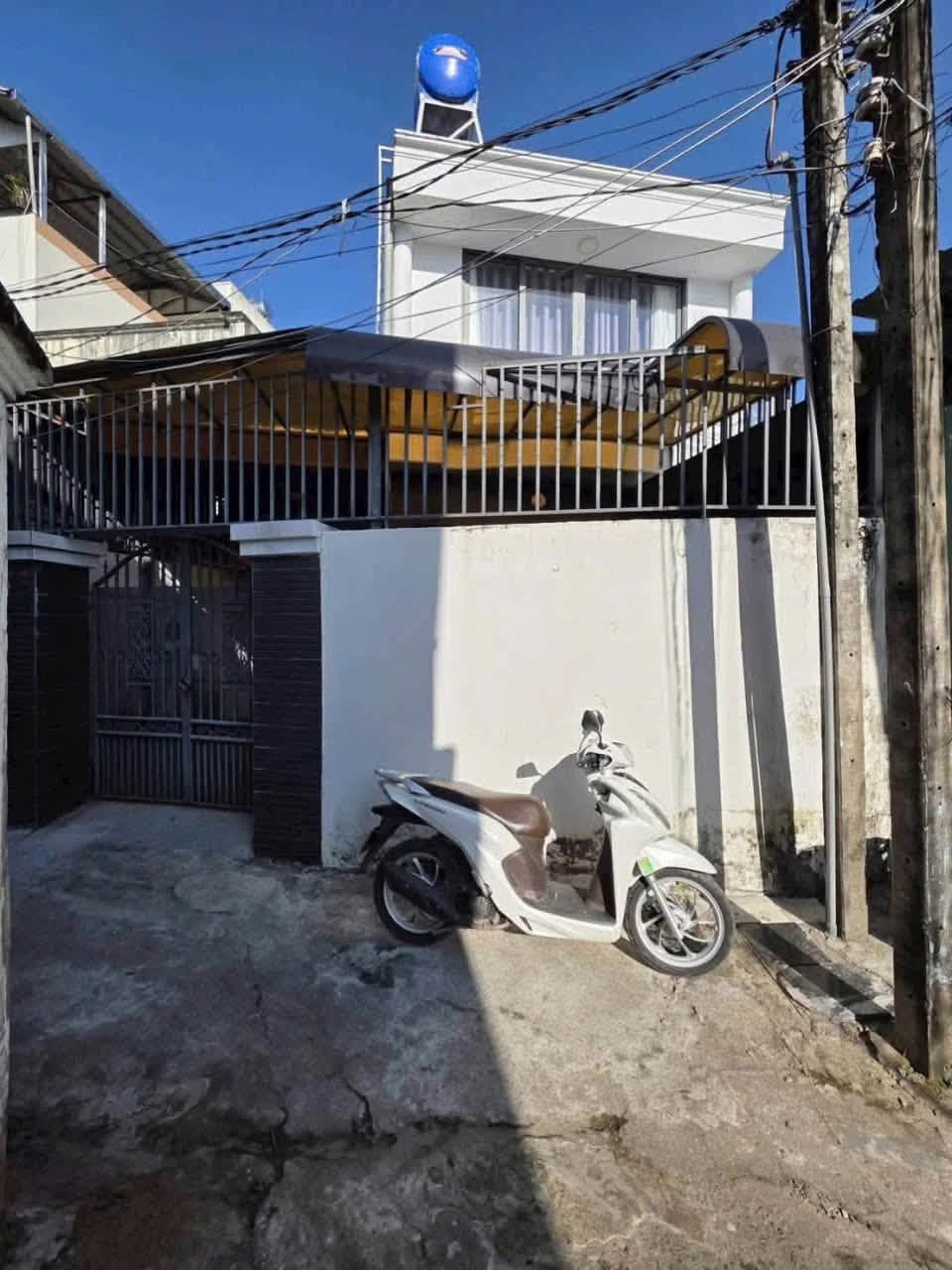 Bán nhà 88m2 thổ giá 1,4 tỷ tại thị trấn Đức Hòa, gần công viên Võ Văn Tần - Ảnh 1
