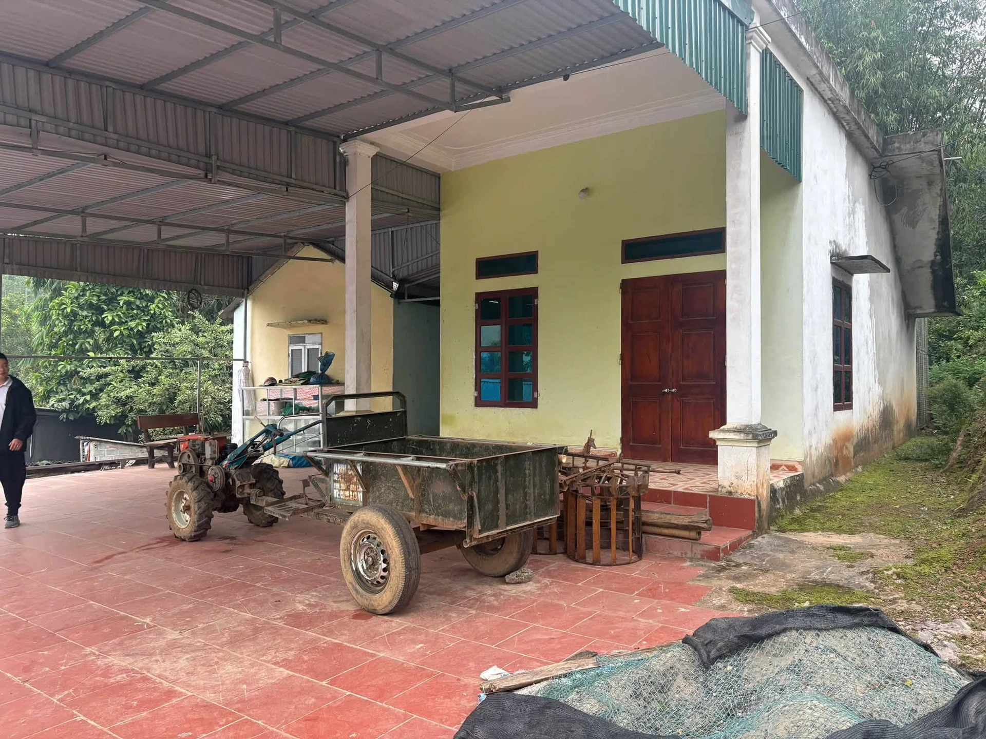 Bán đất 706m2 tặng nhà Yên Thủy, Hòa Bình - Ảnh 1