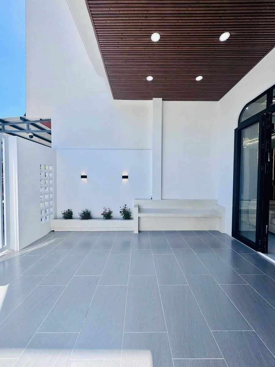 Bán nhà hoàn thiện 4PN 100m2 mặt tiền Rạch Giá - Ảnh thu nhỏ 2