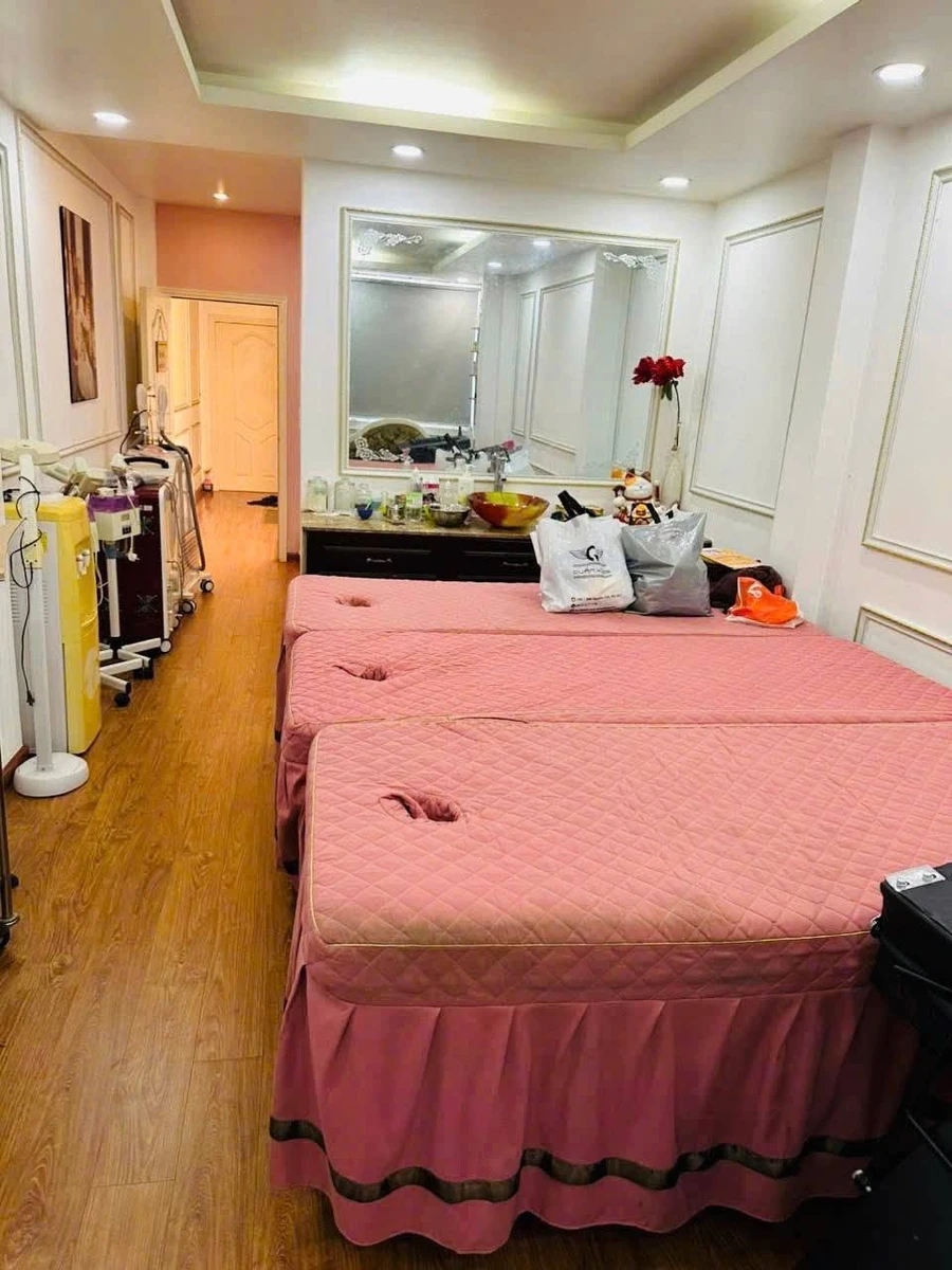 Bán nhà mặt tiền Đường 3 Tháng 2, 50m², 6PN, Quận 3 - Ảnh thu nhỏ 4