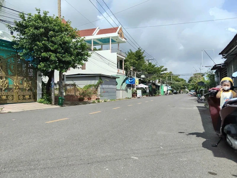 Bán nhà mặt tiền 92m² Lý Tự Trọng Nha Trang 20 tỷ 751m