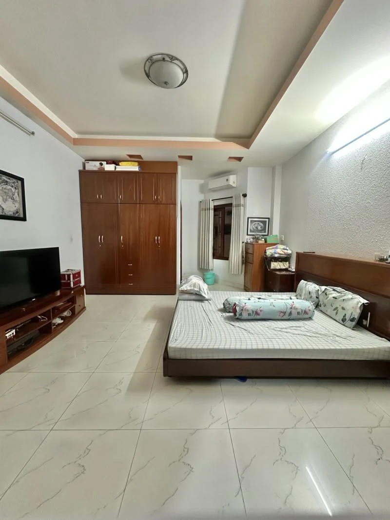 Bán nhà 4 tầng BTCT 90m2 hẻm 7m đường 3 Tháng 2, Quận 10 giá 19,9 tỷ - Ảnh thu nhỏ 4