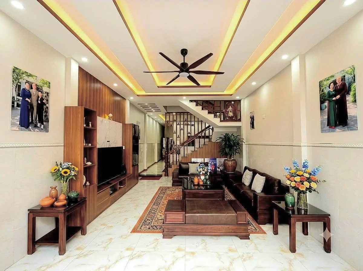 Bán nhà 2 tầng mặt tiền Võ Trọng Nguyễn, 210m2, 3 phòng ngủ, 3,7 tỷ - Ảnh 1