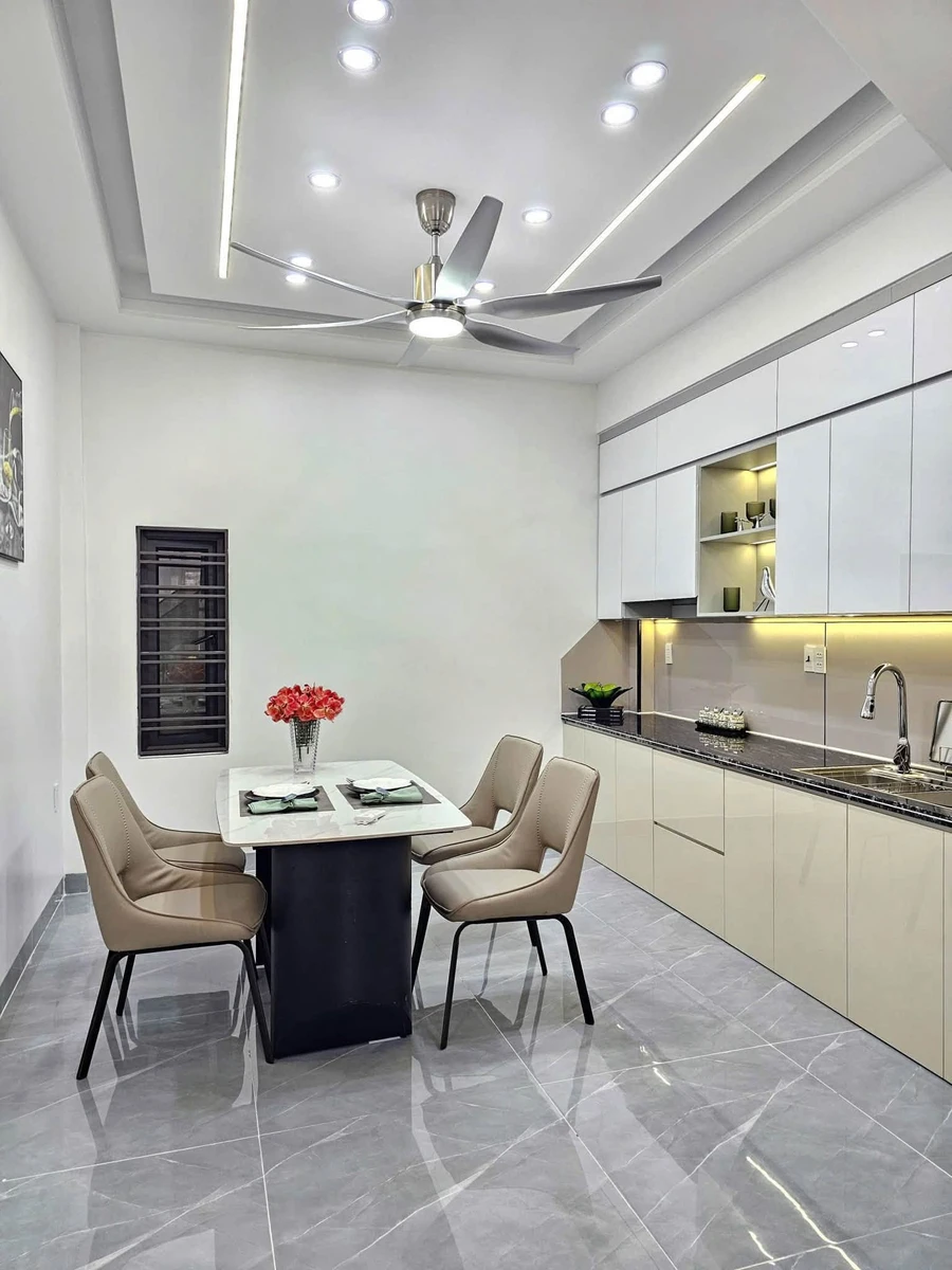 Bán nhà 4 tầng 50m² Chợ Hàng Quận 12 3.95 tỷ - Ảnh thu nhỏ 4