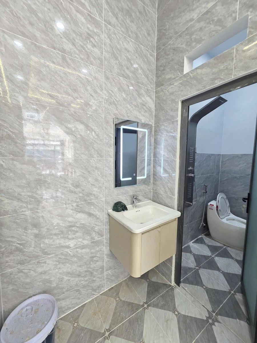 Bán nhà 4 tầng 60m2 sổ hồng hoàn công tại Chiêu Liêu, Dĩ An, Bình Dương - Ảnh thu nhỏ 2