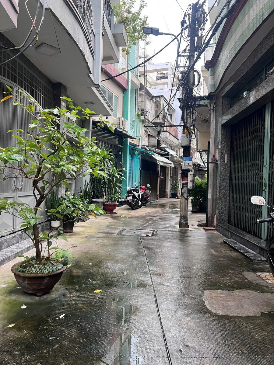 Bán nhà nở hậu 4 tầng 7 phòng, 44m2, hẻm 4.5m, đang cho thuê 22tr/tháng, An Đông Quận 5 - Ảnh thu nhỏ 4