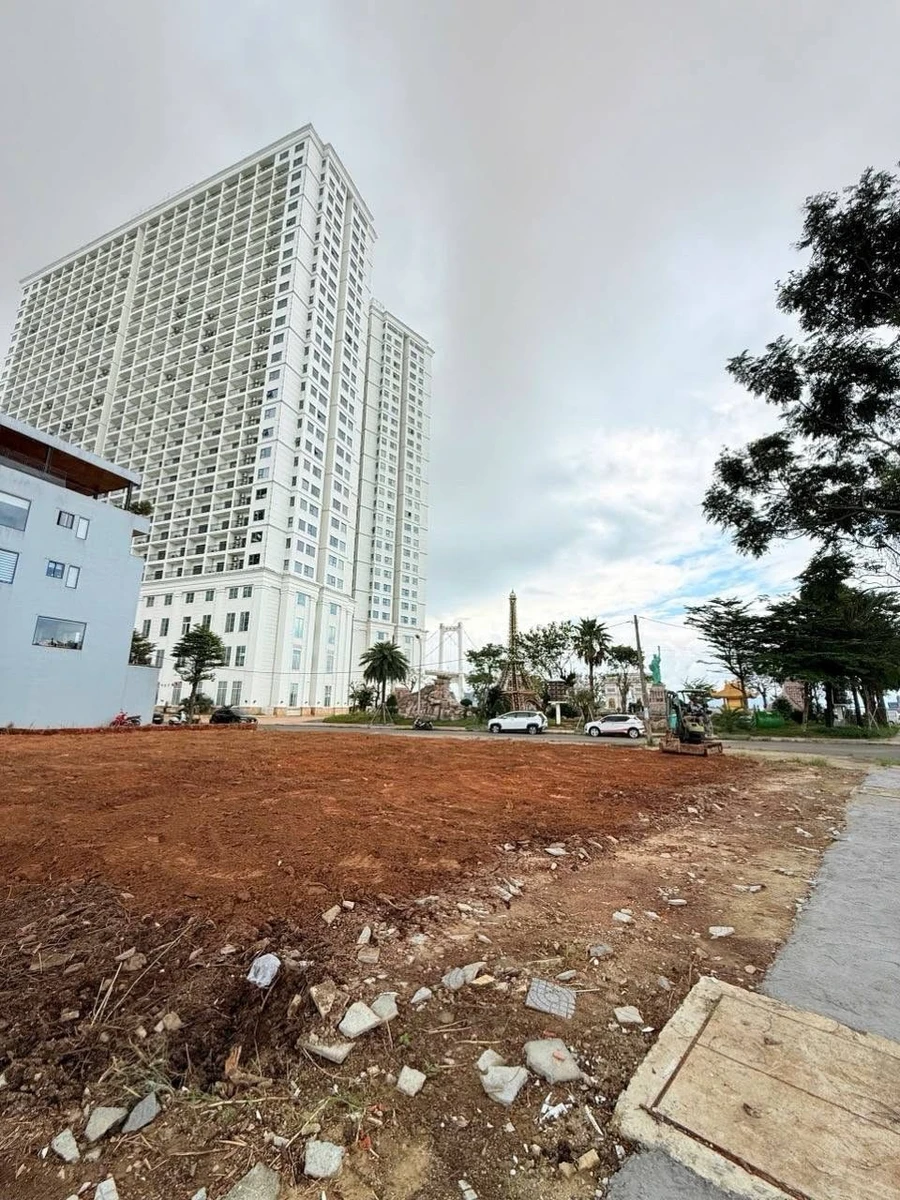 Bán lô góc 220m² mặt tiền 10m Thuận Phước Đà Nẵng 26 tỷ - Ảnh thu nhỏ 2