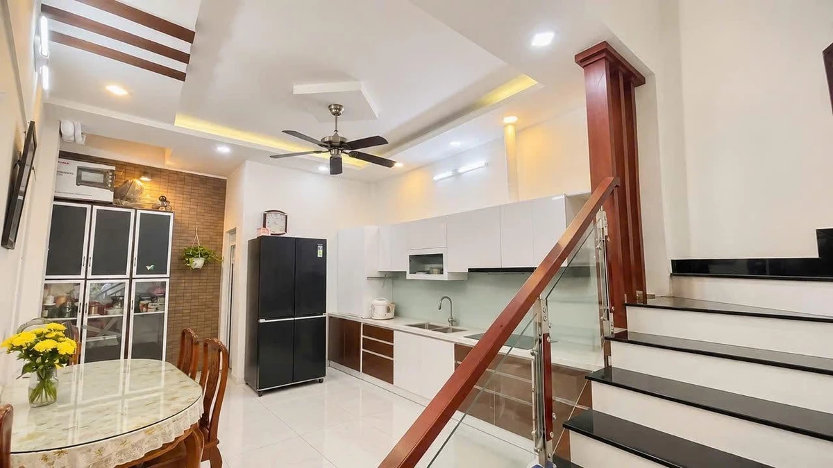 Bán nhà 4 tầng 5PN 54m2 Ba Tháng Hai Quận 10 - Ảnh thu nhỏ 3