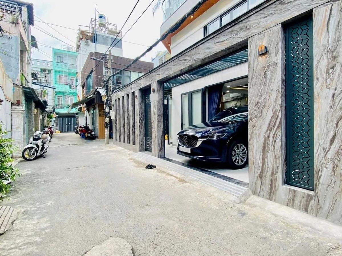 Bán nhà phố 4PN 85m² Tân Bình, full nội thất, 9.7 tỷ - Ảnh thu nhỏ 2