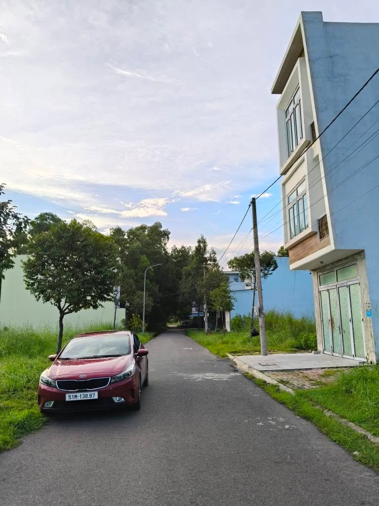 Bán lô đất mặt tiền Nguyễn Quyền 87,5m² Bà Rịa - Ảnh thu nhỏ 3