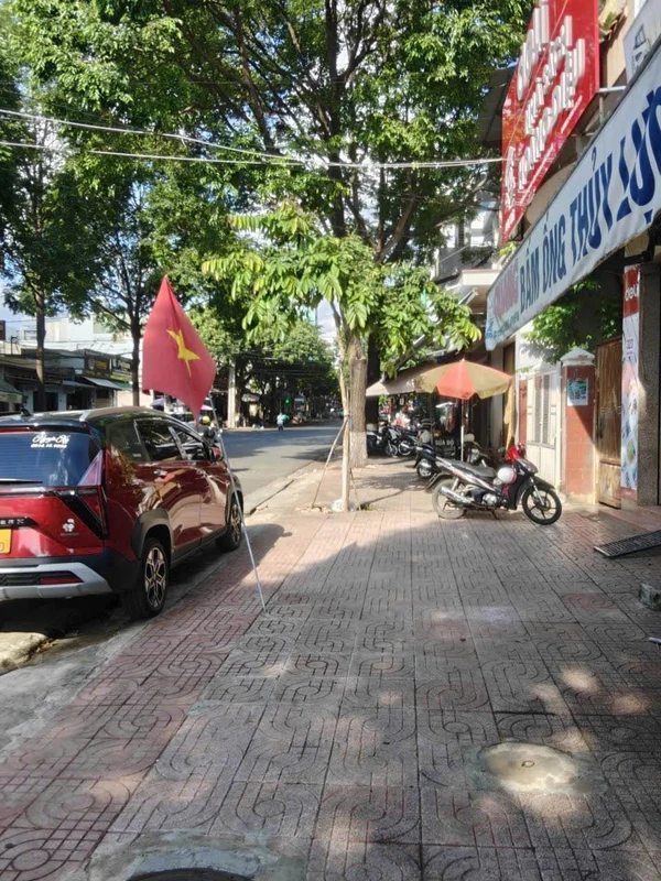 Bán nhà mê mặt tiền kinh doanh đường Hoàng Diệu, 202m2, giá 12 tỷ, Buôn Ma Thuột