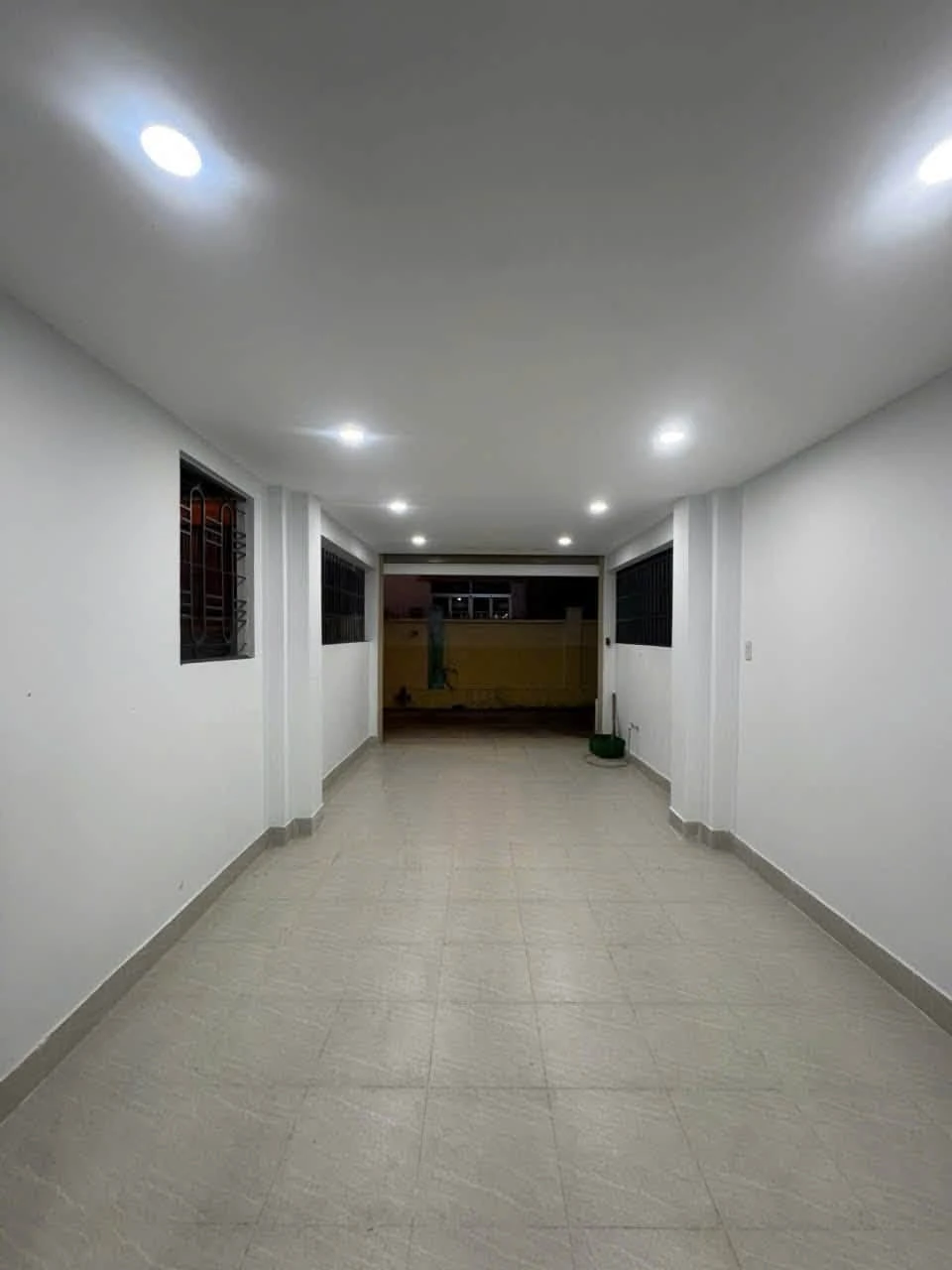 Bán nhà 2 tầng 99,1m2 gần biển, 3PN, 6.9 tỷ - Ảnh 1