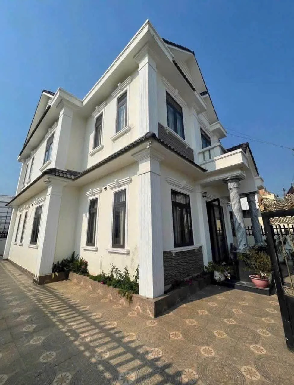 Bán villa 4 PN 222m² Đà Lạt 9 tỷ - Ảnh 1