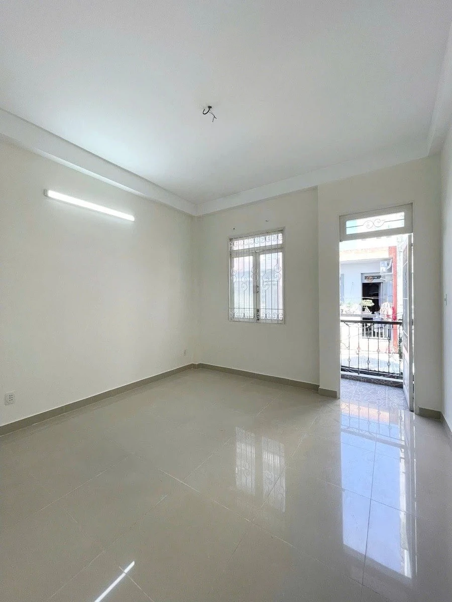 Bán nhà 3 tầng 52m² sát mặt tiền Lê Văn Quới 5 tỷ - Ảnh thu nhỏ 3