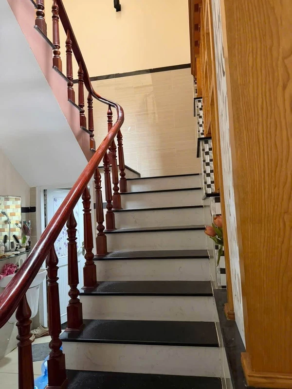 Bán nhà mặt tiền Nguyễn Tất Thành Bà Rịa, 90m², 7.8 tỷ