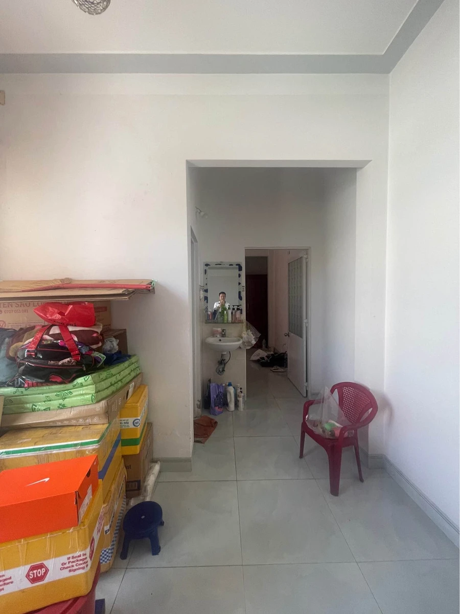 Bán nhà ôm góc 2 tầng mặt tiền 60m2 Quy Nhơn 1 tỷ - Ảnh thu nhỏ 3