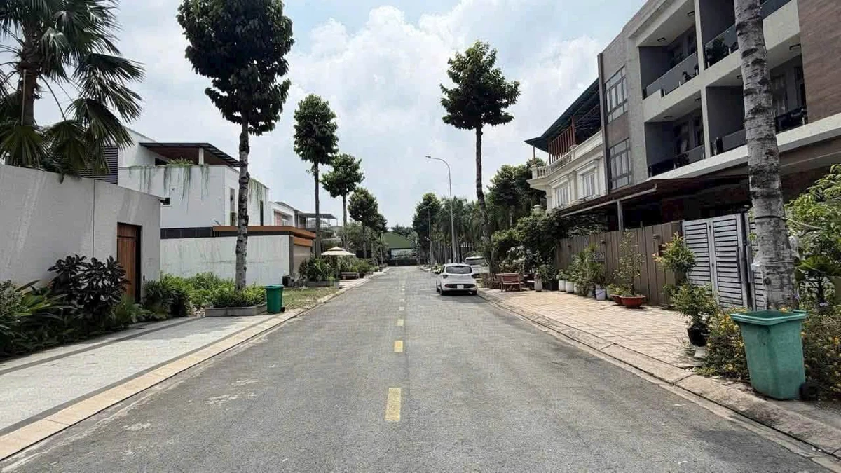 Bán biệt thự 350m² Phú Thịnh TIAMO, Thủ Dầu Một, 15 tỷ 200 - Ảnh thu nhỏ 2