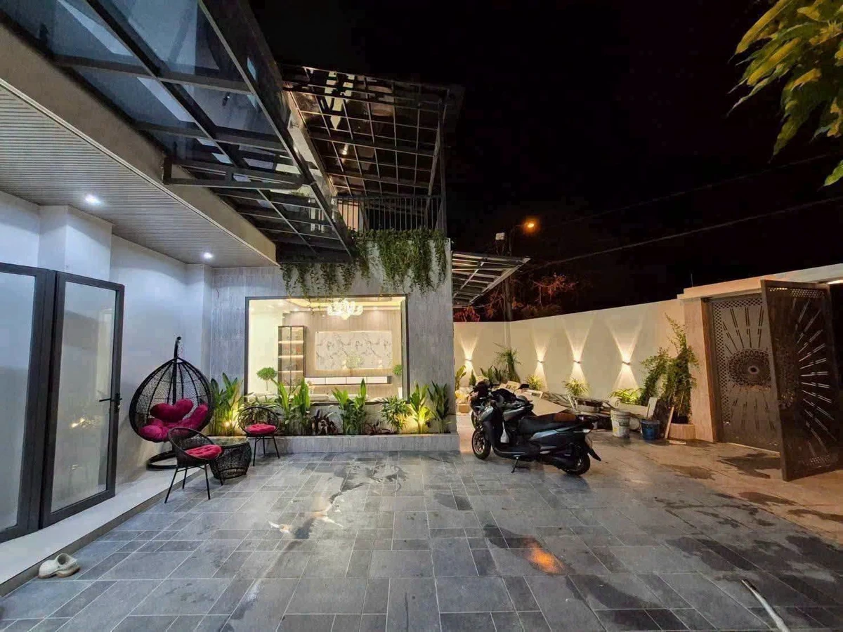 Bán biệt thự góc mặt tiền Hai Bà Trưng, 210m2, Rạch Giá - Ảnh thu nhỏ 2
