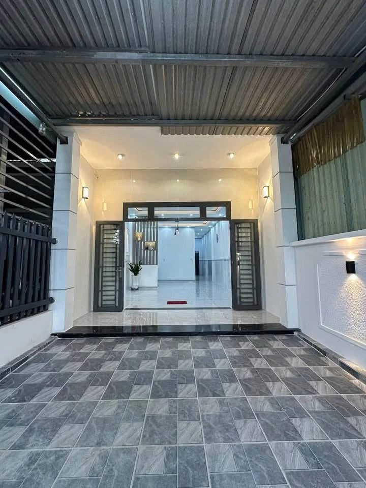Bán nhà cấp 4 Tân Bình 60m² 2 phòng ngủ 2 tỷ 80 - Ảnh 1