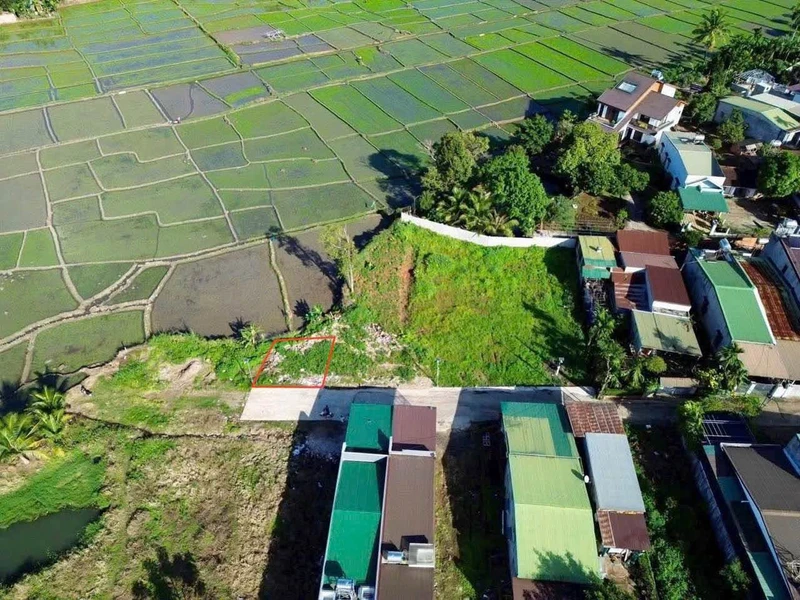 Bán nhà lầu mới góc 2 mặt tiền 40m2 KDC Mặt Trời Đỏ, Nguyễn Văn Cừ, Cần Thơ datxuanmai