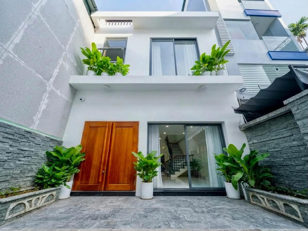 Bán villa 3 tầng 95m2 ngang 5.3m, 4 phòng ngủ, sổ hồng riêng tại Phú Nhuận, giá 12 tỷ - Ảnh thu nhỏ 3