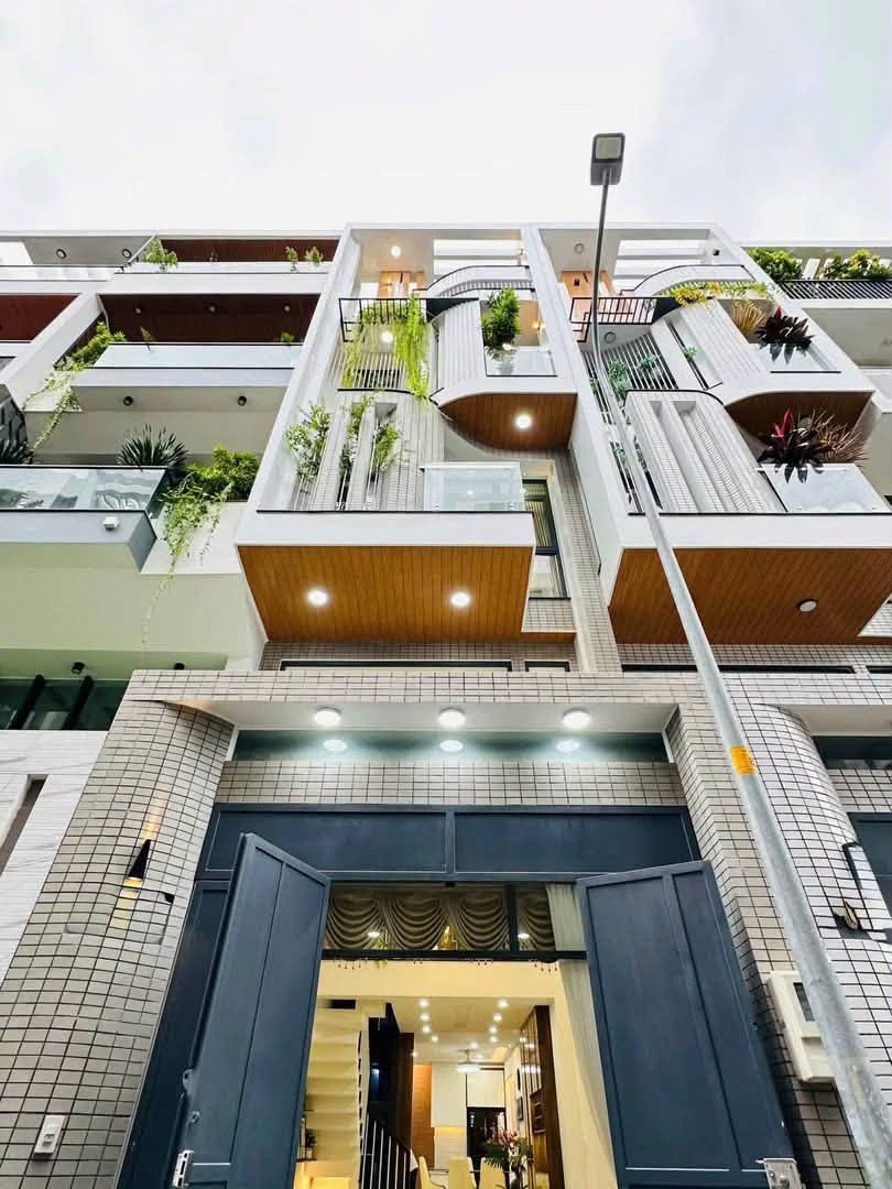 Bán nhà 4 phòng ngủ 70m² Nguyễn Tư Giản Gò Vấp 13.2 tỷ - Ảnh 1