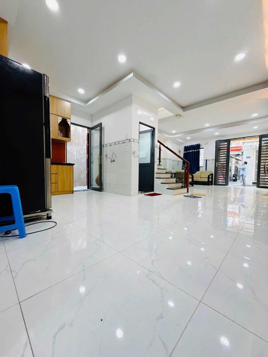 Bán nhà hẻm 77m² 4PN 4WC Âu Dương Lân Quận 8 - Ảnh thu nhỏ 3
