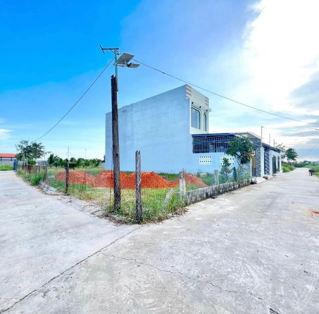 Bán lô góc 2 mặt tiền 100m2 tại Hàm Liêm, Phan Thiết - Ảnh 1