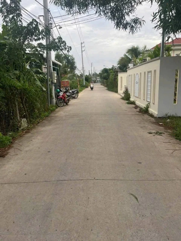 Bán đất mặt tiền 300m² Châu Thành, Bến Tre 1 tỷ 350