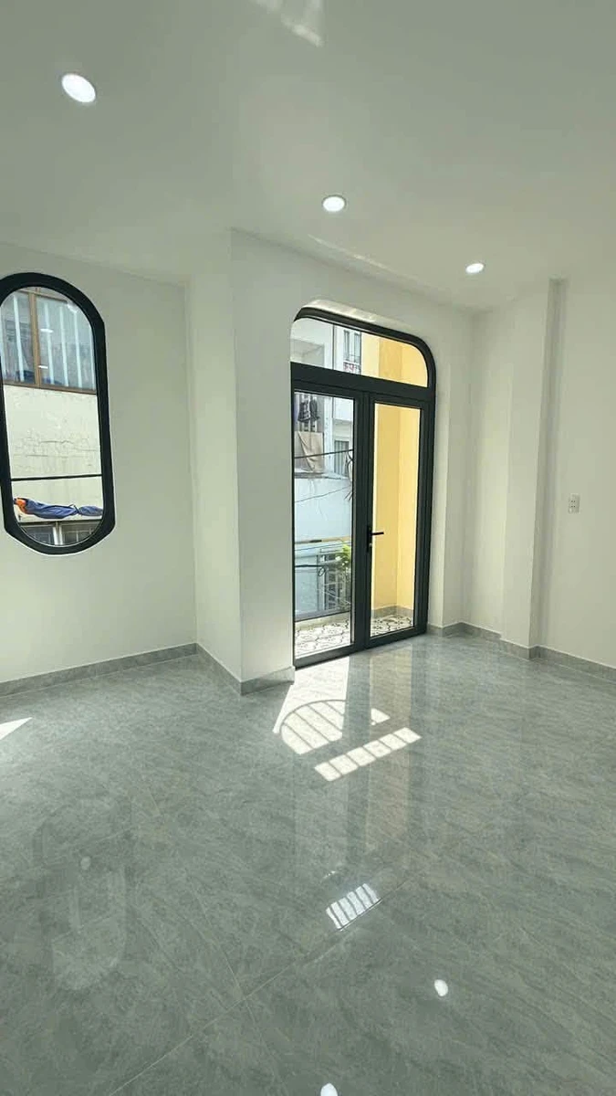 Bán nhà 2 tầng sát Bến Xe Miền Tây, 40m2, 4 tỷ - Ảnh thu nhỏ 5