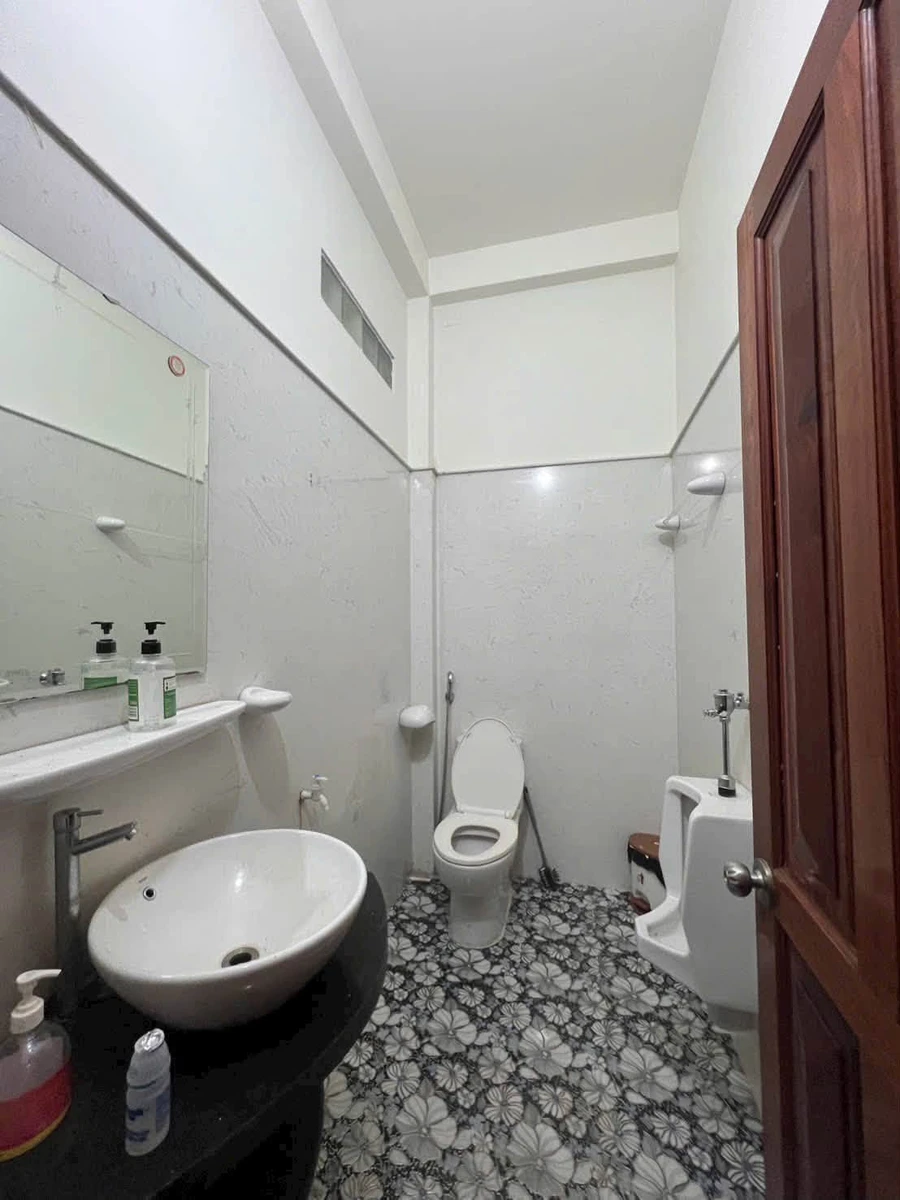 Bán nhà lầu mặt tiền kinh doanh Tuyên Quang Phan Thiết 80m2 - Ảnh thu nhỏ 4