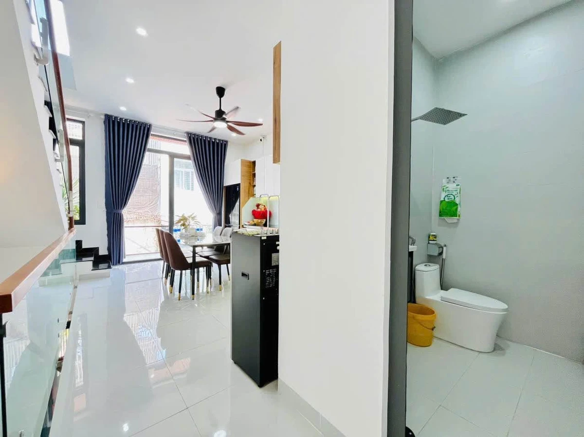 Nhà 3 tầng nội thất Lê Duẩn 190m² 3.6 tỷ - Ảnh thu nhỏ 4