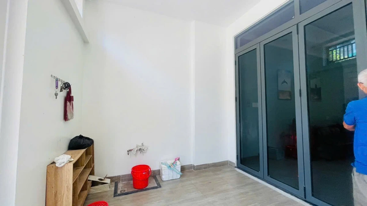 Bán nhà 3 tầng KĐT Phước Long 188m² 10 tỷ Nha Trang - Ảnh thu nhỏ 4