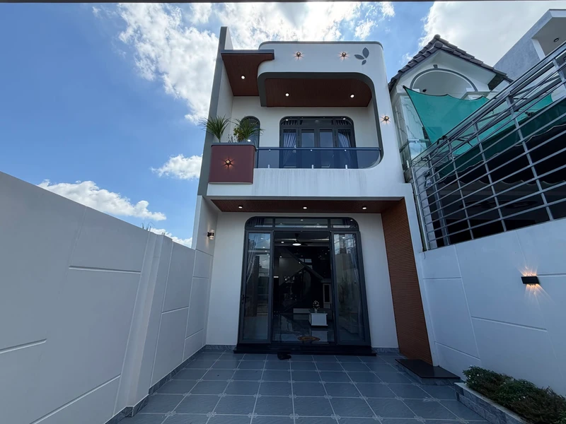 Nhà lầu 3PN, 110m², Tây Ninh, 2 tỷ 390 triệu