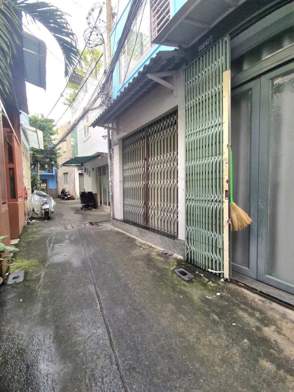 Bán nhà hẻm Lạc Long Quân, 21m², 2 tầng, 2 tỷ 890 triệu - Ảnh 1