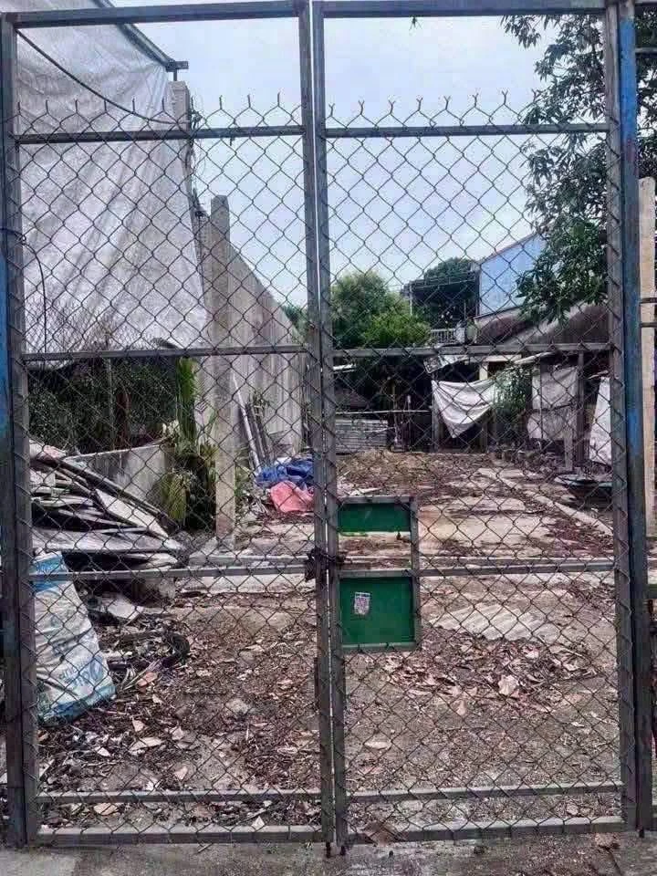 Bán nhà hẻm 79 Nguyễn Công Phương, 100m2, Quận 1 - Ảnh 1