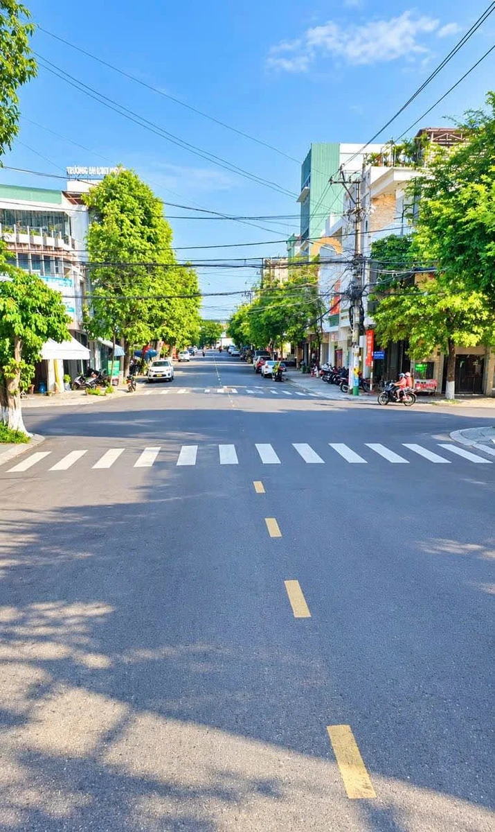 Bán đất mặt tiền đường Lê Hồng Phong, TP Quy Nhơn, 150m2, gần biển, giá 14 tỷ - Ảnh 1