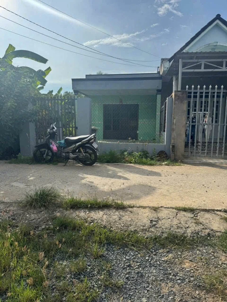 Bán nhà thổ cư 125m² Bến Lức Long An, giá 1 tỷ 120 triệu - Ảnh thu nhỏ 3