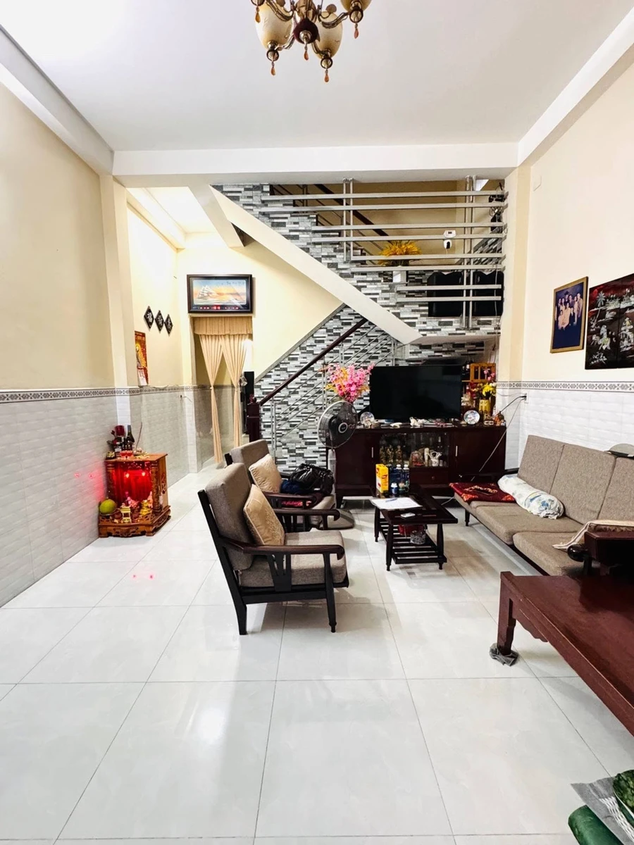 Bán nhà 2 tầng hẻm xe hơi 80m² 3PN gần chợ Gò Vấp giá hơn 9 tỷ - Ảnh thu nhỏ 5