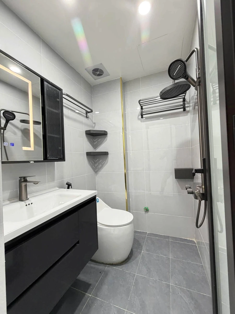 Bán nhà Vũ Chí Thắng 68m2, 4 phòng ngủ, 2,98 tỷ - Ảnh thu nhỏ 4