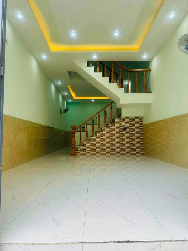 Bán căn hộ 3 PN 112,9 m2 Trần Hưng Đạo, giá 2 tỷ 0987872922